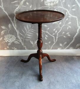 Antique Mahogany Round Occasional Table